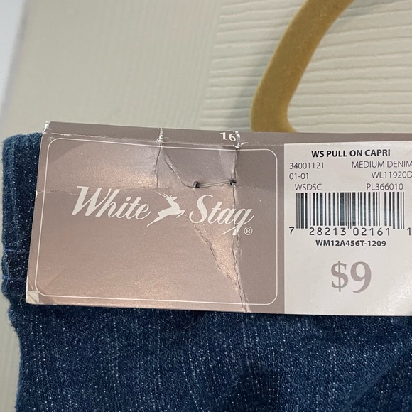 Pull on capris - Picture 3 of 11